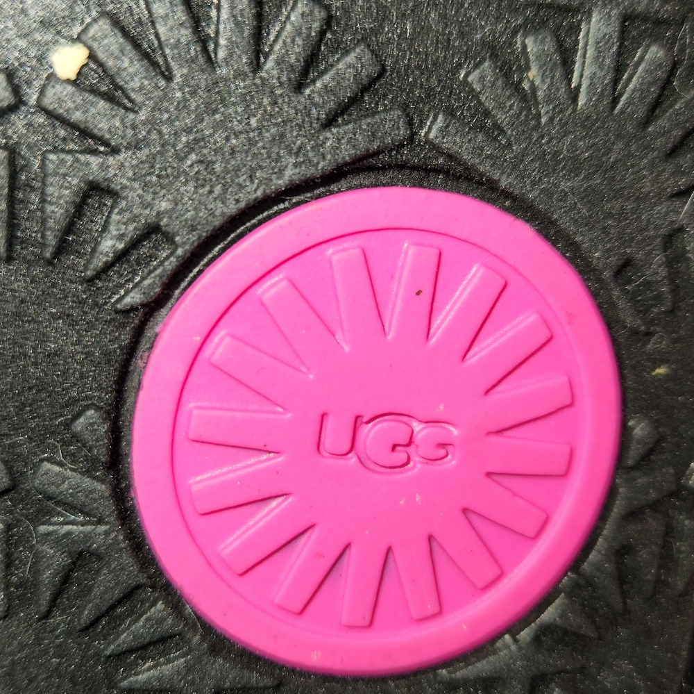 Ugg Fluff Yeah Slides! - image 8